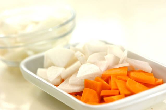 いろいろ野菜のみそ汁の作り方の手順1