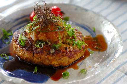 おろしポン酢で！ふんわり基本の豆腐ハンバーグ
