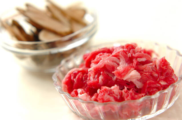 ゴボウと牛肉の甘辛炒めの作り方の手順1