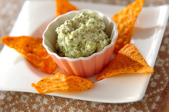 プチプチアボカドディップ