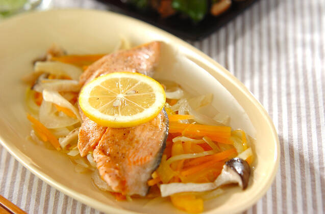 サーモンのレンジ蒸し