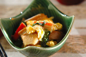 車麩とカニカマの卵とじ