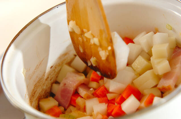 ベーコンと野菜の具沢山ミルクスープの作り方の手順6