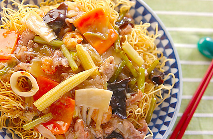 五目かた焼きそば