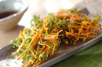 サクサク！ニンジン葉のかき揚げ