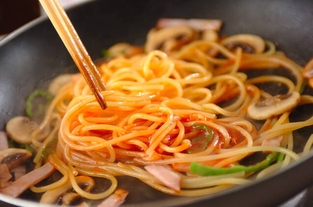 スパゲティーナポリタンの作り方の手順3