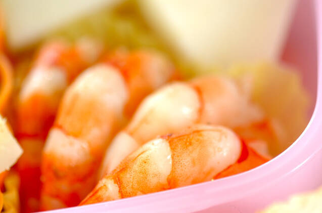 エビの五香粉蒸し煮