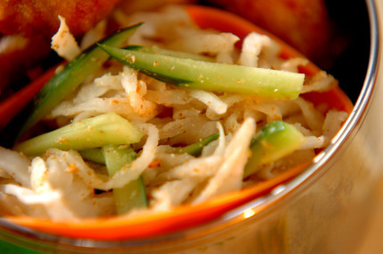 切干し大根のゴマ酢和え