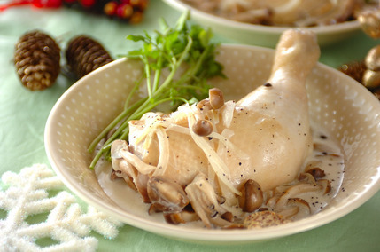 鶏とキノコのフリカッセ