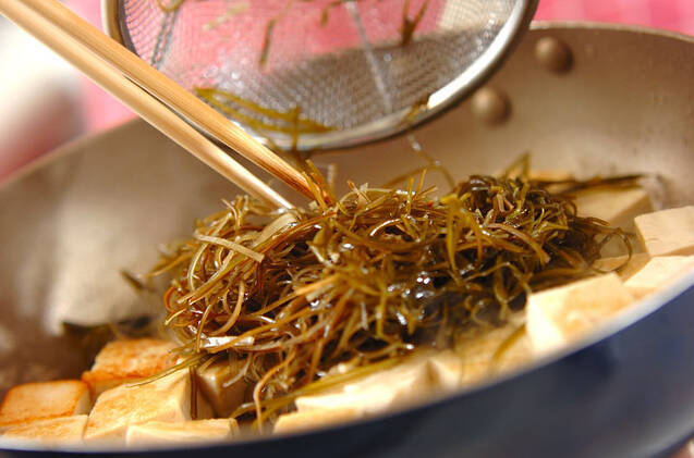 豆腐と昆布の炒め物の作り方の手順3