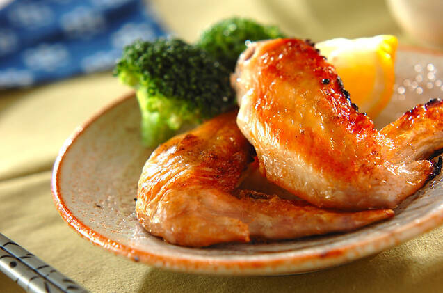 手羽先の塩焼き