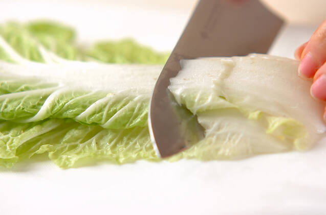 豚肉団子と白菜の煮物の作り方の手順2