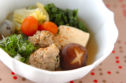 豚肉団子と白菜の煮物