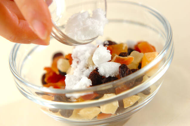 カッサータ風アイスの作り方の手順1