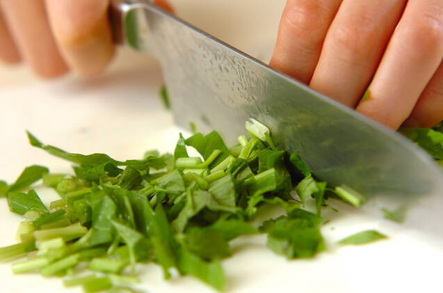 カキのみそ汁の作り方の手順2