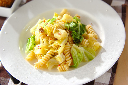 キャベツとアンチョビパスタ