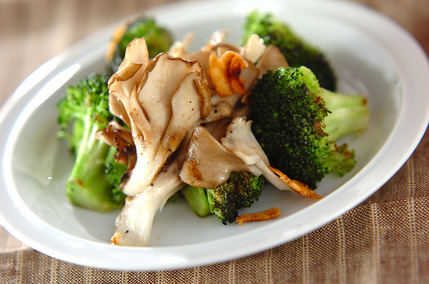 ブロッコリーのニンニク炒め