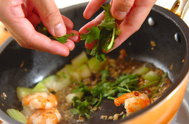 エビのエスニック炒めの作り方の手順4