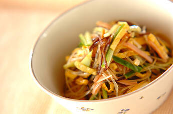 春雨のピリ辛中華風サラダ