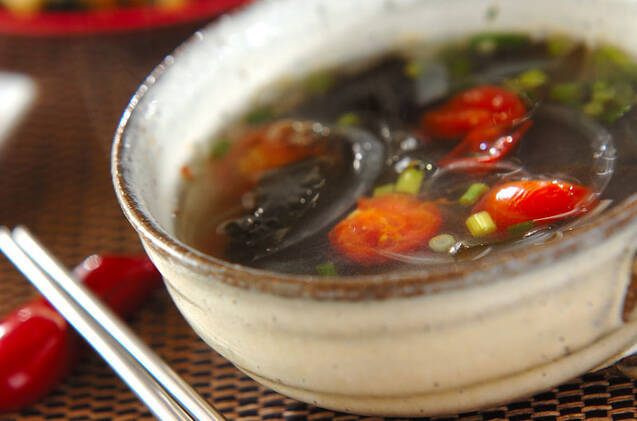 ワカメとプチトマトのスープ