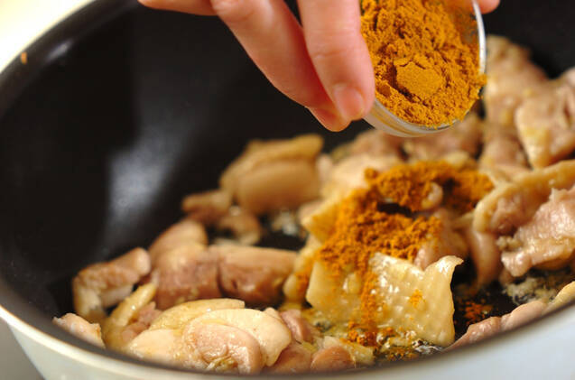チキンココカレーの作り方の手順2