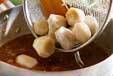 里芋のゴマ煮の作り方の手順6