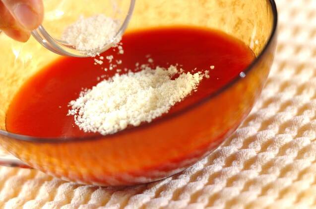 冷製トマトスープの作り方の手順1