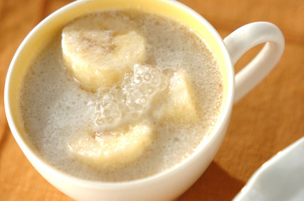 タピオカ入りココナッツミルク