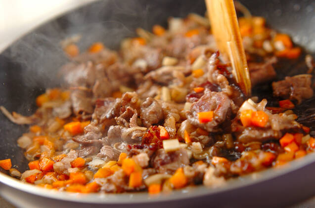 牛そぼろ混ぜご飯の作り方の手順4