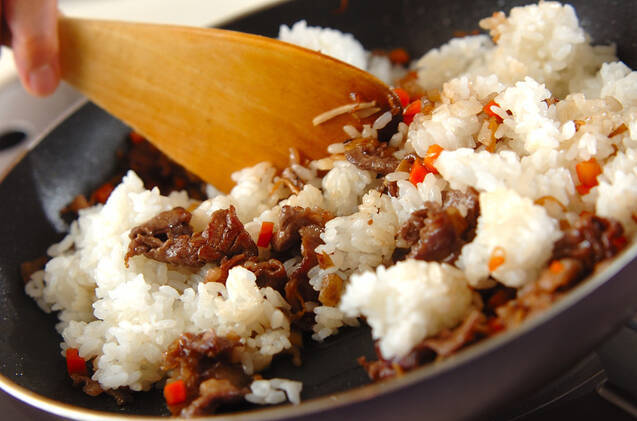 牛そぼろ混ぜご飯の作り方の手順5