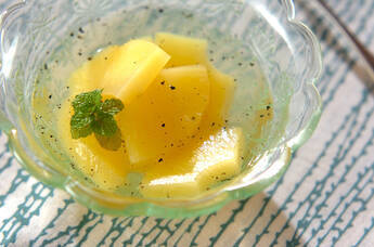 パイナップルのバニラシロップ漬け