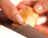 ペコロスのパン粉焼きの下準備1