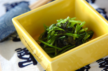 ミツバとのりのワサビ和え