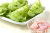 レタスの洋風蒸しの作り方の手順1