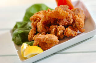 鶏もも肉の唐揚げ