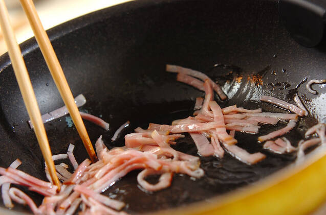 ベーコンとマイタケの素麺炒めの作り方の手順6