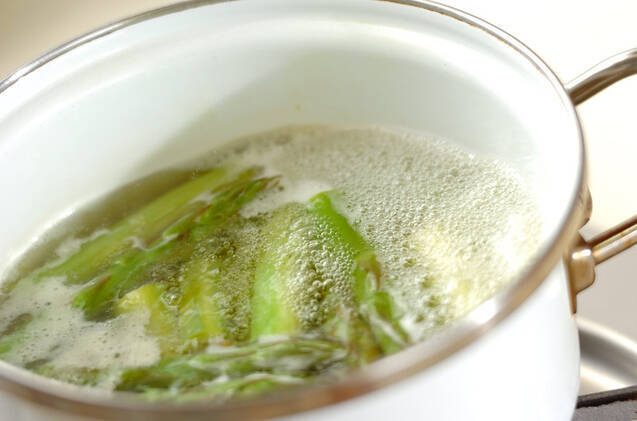 アスパラのタラマヨがけの作り方の手順3