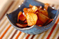 サツマイモチップ