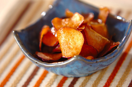 サツマイモチップ