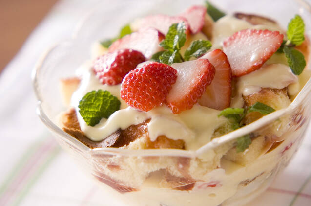 イチゴチーズトライフル