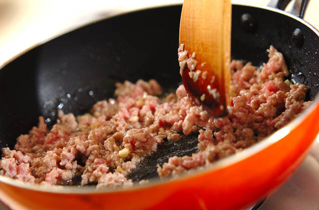 エノキ納豆のサラダ巻きの作り方の手順2