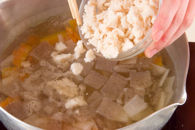 あっさり野菜の粕汁の作り方の手順6
