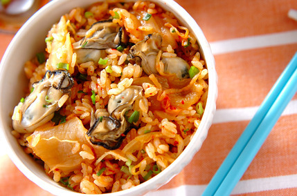 カキのキムチ炊き込みご飯