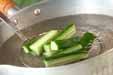 キュウリのおろし酢和えの作り方の手順1