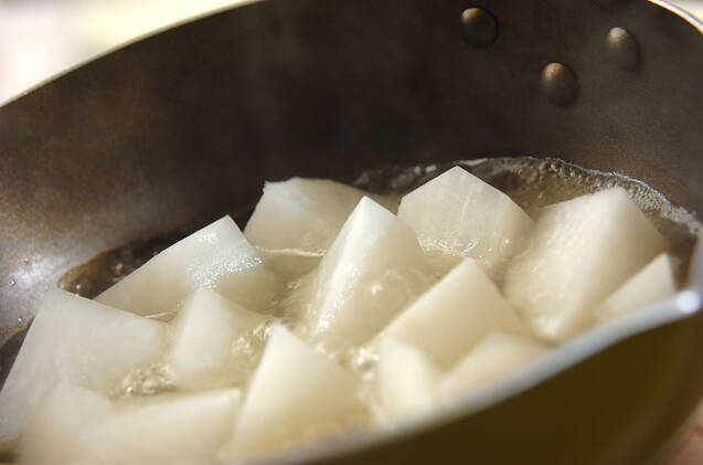 サンマと大根のピリッと煮の作り方の手順5