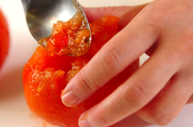 まるごとトマトのサラダの作り方の手順1