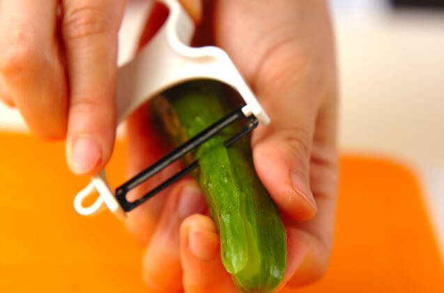 色々野菜のユカリもみの作り方の手順3