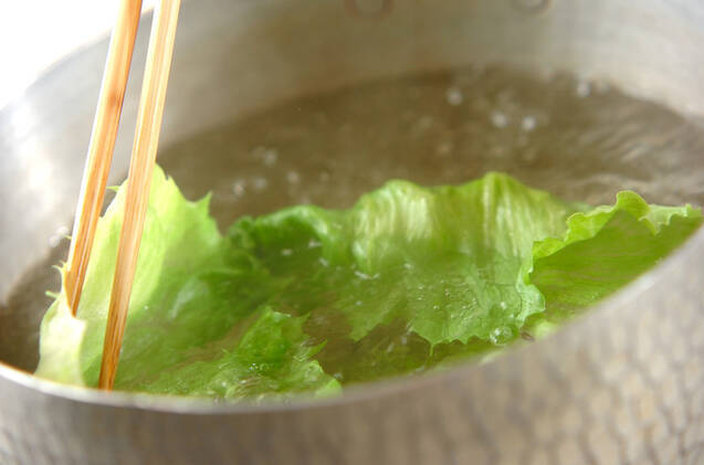 ロールレタスの作り方の手順4