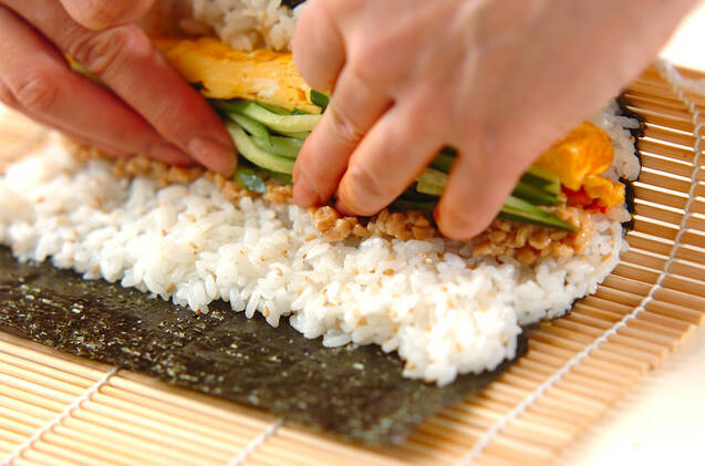 キムチ納豆巻き(恵方巻き)の作り方の手順7