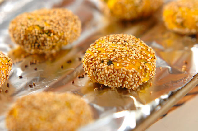 カボチャのチーズ入りゴマ団子の作り方の手順4